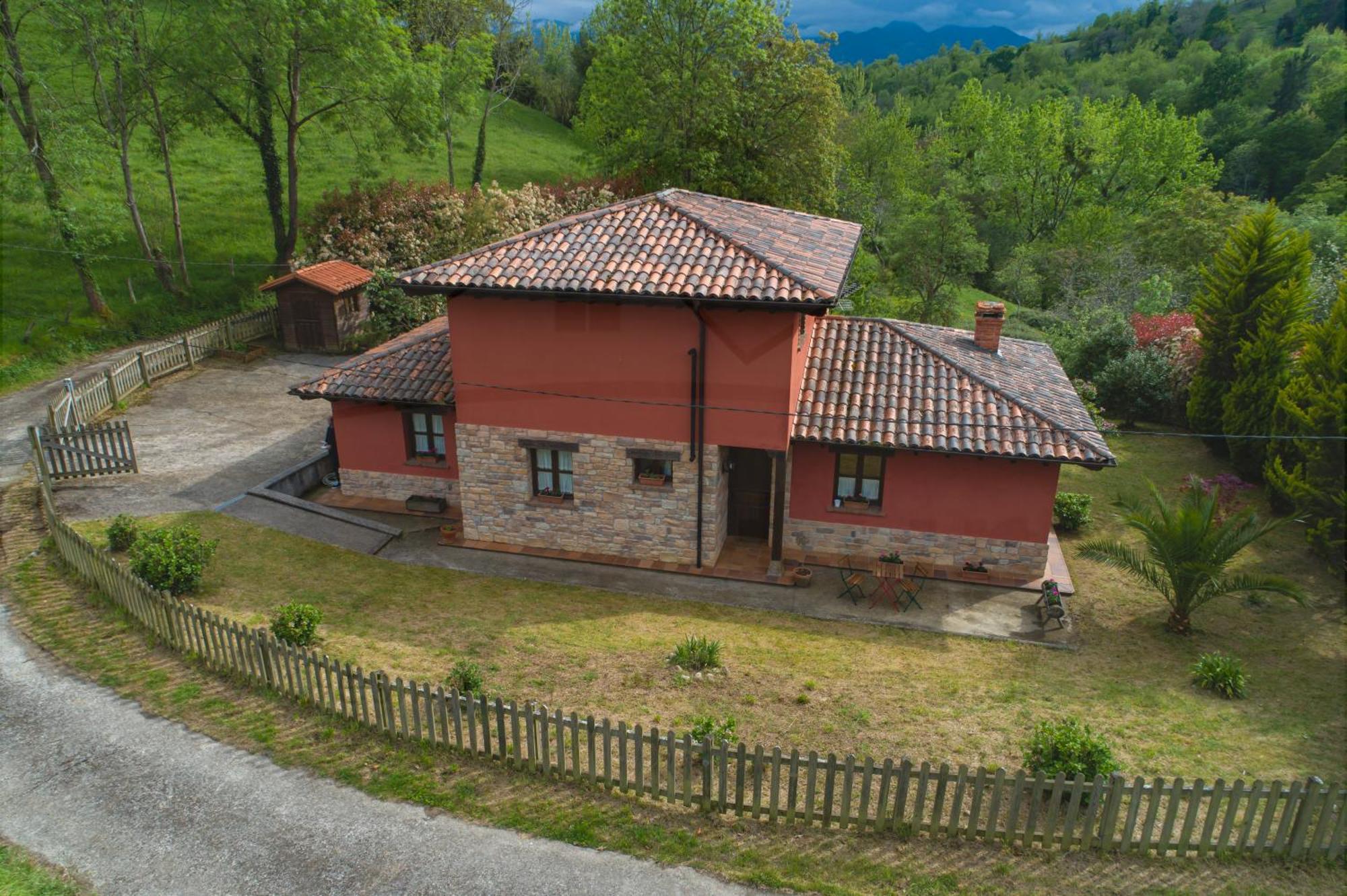 La Coqueta Del Sueve Villa Arriondas Exteriör bild